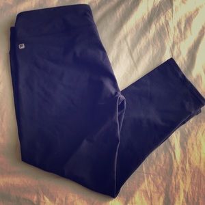 Fabletics Sydney Capri leggings